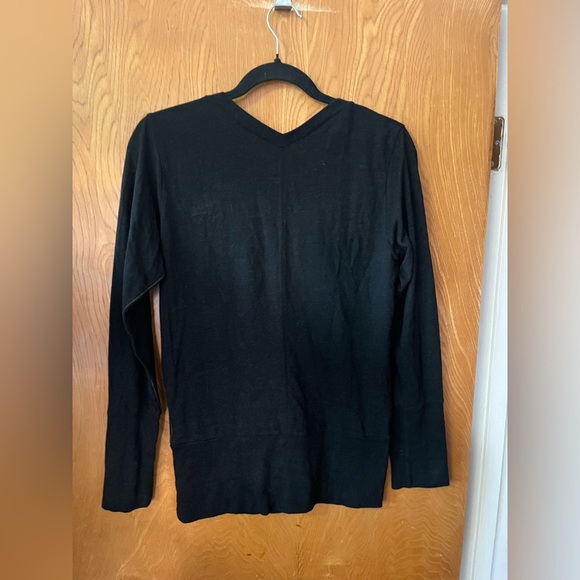 Aether long sleeve vneck tee 2 - Picture 5 of 5